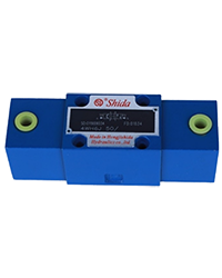 Hydraulic reversing valve