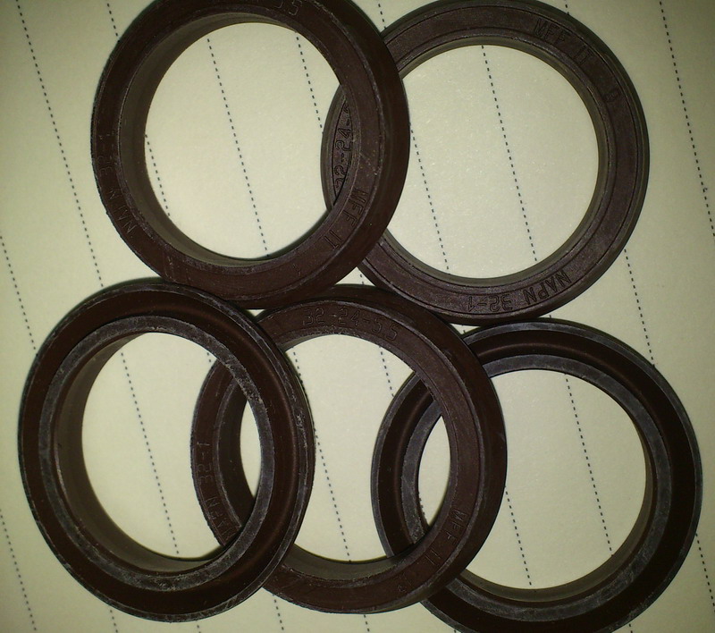 Piston sealing ring What is the difference between cylinder piston rod sealing ring